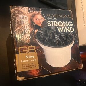 New G8 Classic Functional Cover Universal Hair diffuser
Curly Hair strong wind